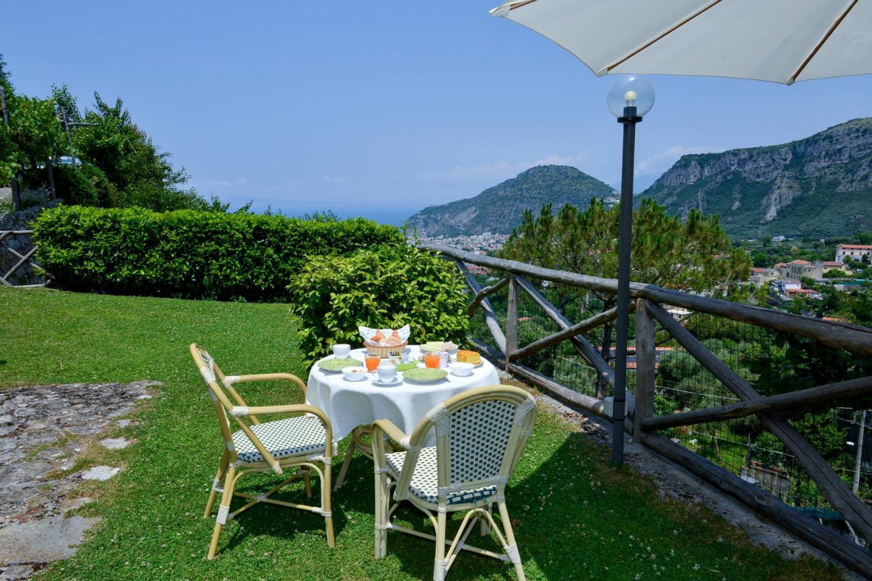 Villevieille Piano di Sorrento Buitenkant foto